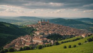 Toscana di jantung Puy-de-Dôme: temukan desa menawan ini hanya 40 menit dari Clermont-Ferrand